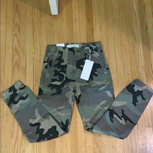 Kancan signature Camo high rise ankle skinny pant